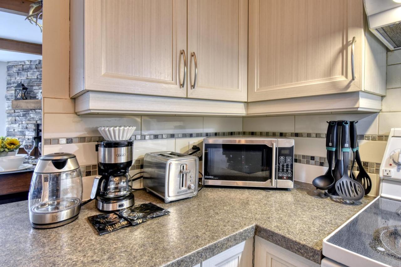 Elegant Apartment - View On Lake Tremblant & Mountain Mont-Tremblant Exterior photo