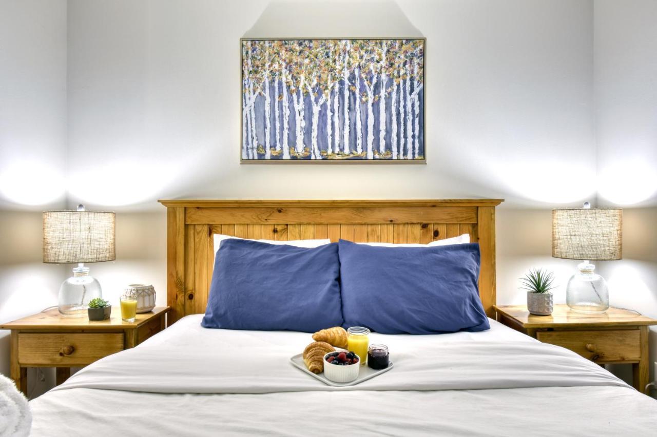 Elegant Apartment - View On Lake Tremblant & Mountain Mont-Tremblant Exterior photo