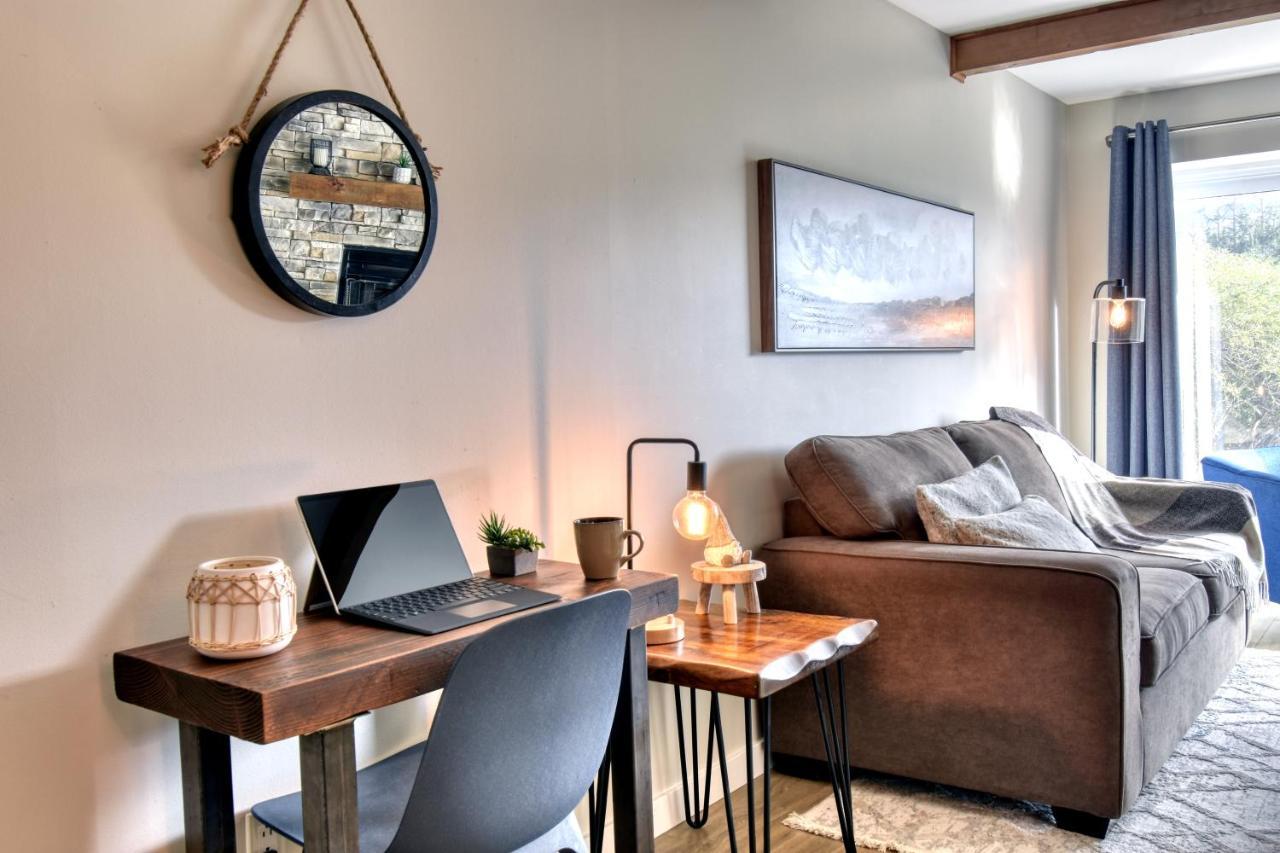 Elegant Apartment - View On Lake Tremblant & Mountain Mont-Tremblant Exterior photo